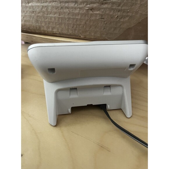 Panasonic KX-TGD530 Answering Machine White Cordless Phone Handset with Base - Picture 4 of 7